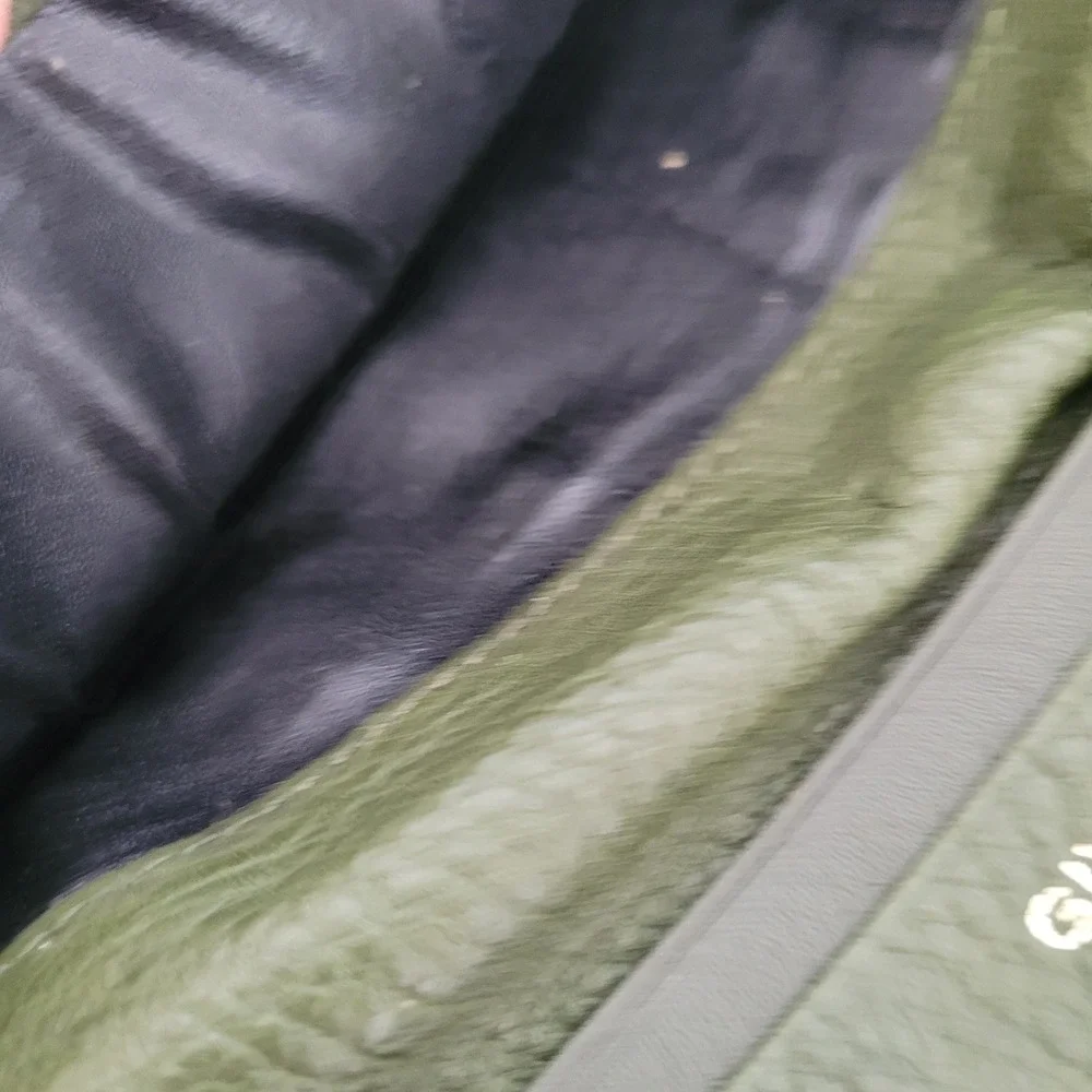 Givenchy Paris‎ Olive Green Pebbled Leather Long Bifold Wallet Mens Womens
